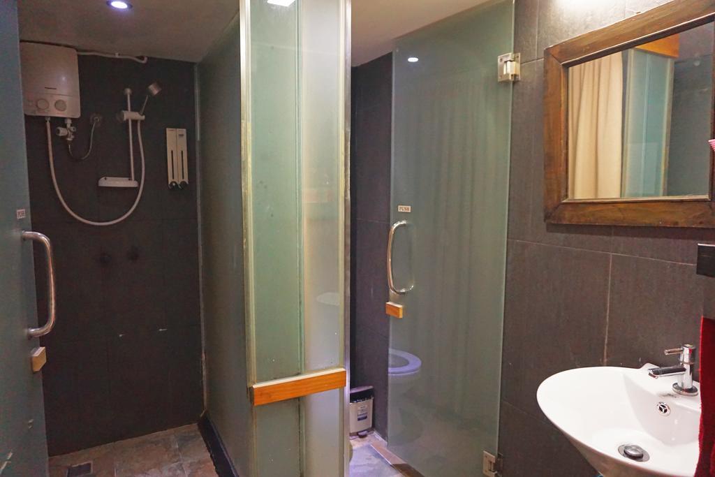 Maya Papaya Cafe & Hostel（One Stop） Пном Пен Екстериор снимка