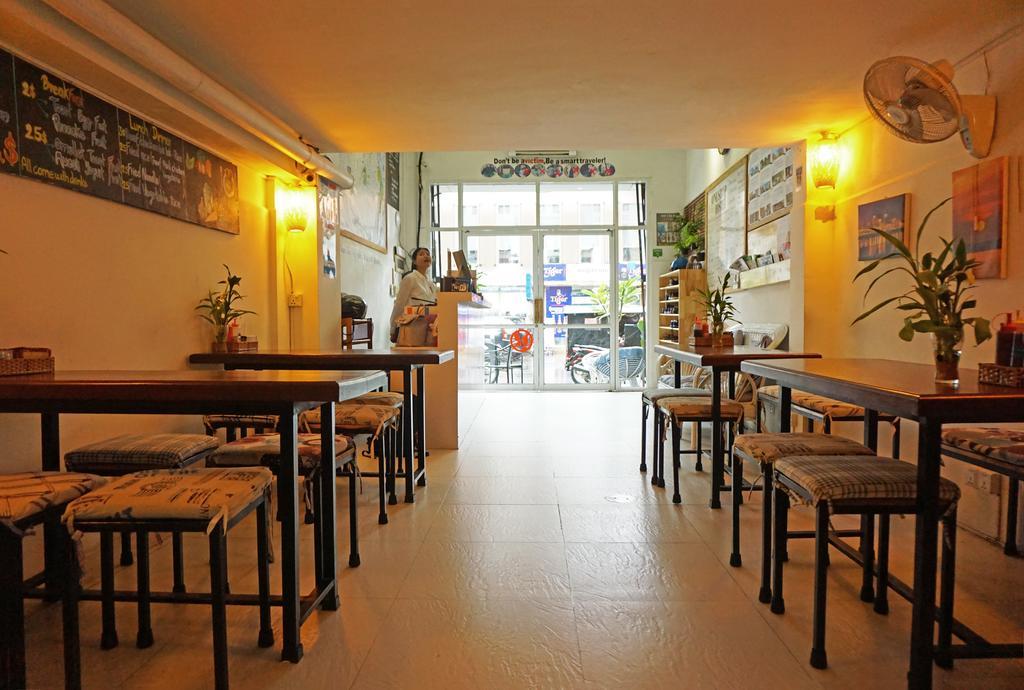 Maya Papaya Cafe & Hostel（One Stop） Пном Пен Екстериор снимка